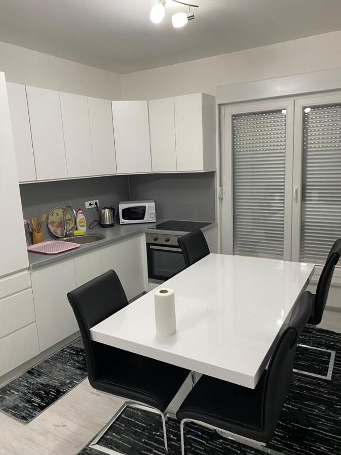 Oaza Apartments ซาราเยโว ภายนอก รูปภาพ